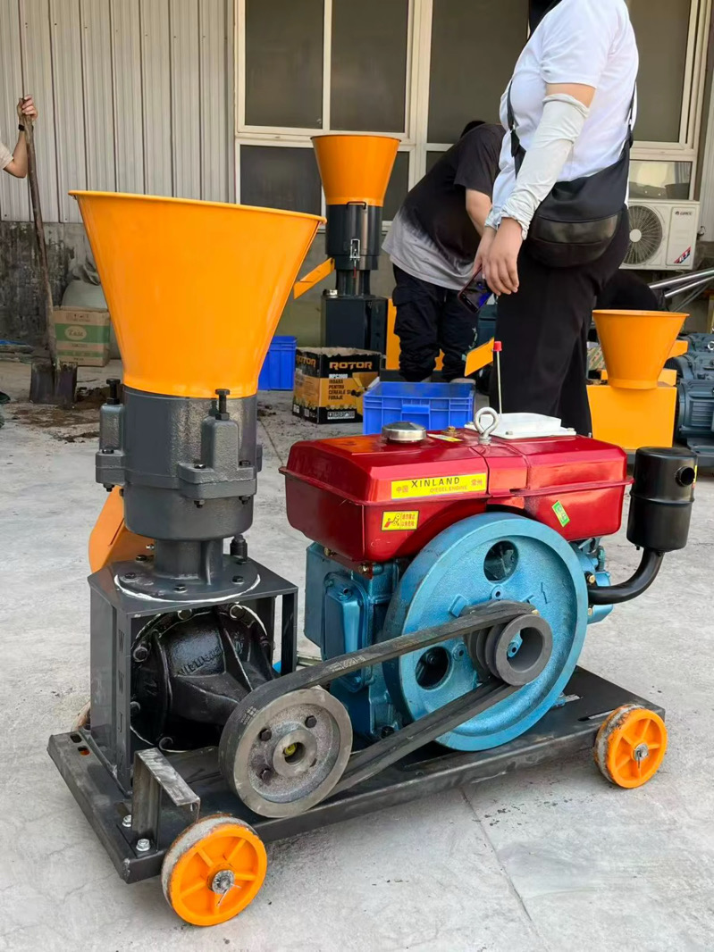 Granulateur d’aliments pour animaux à moteur diesel – Machine à granulés pour bovins, ovins, porcs, volailles, poissons et élevage 80kg à 150 kg