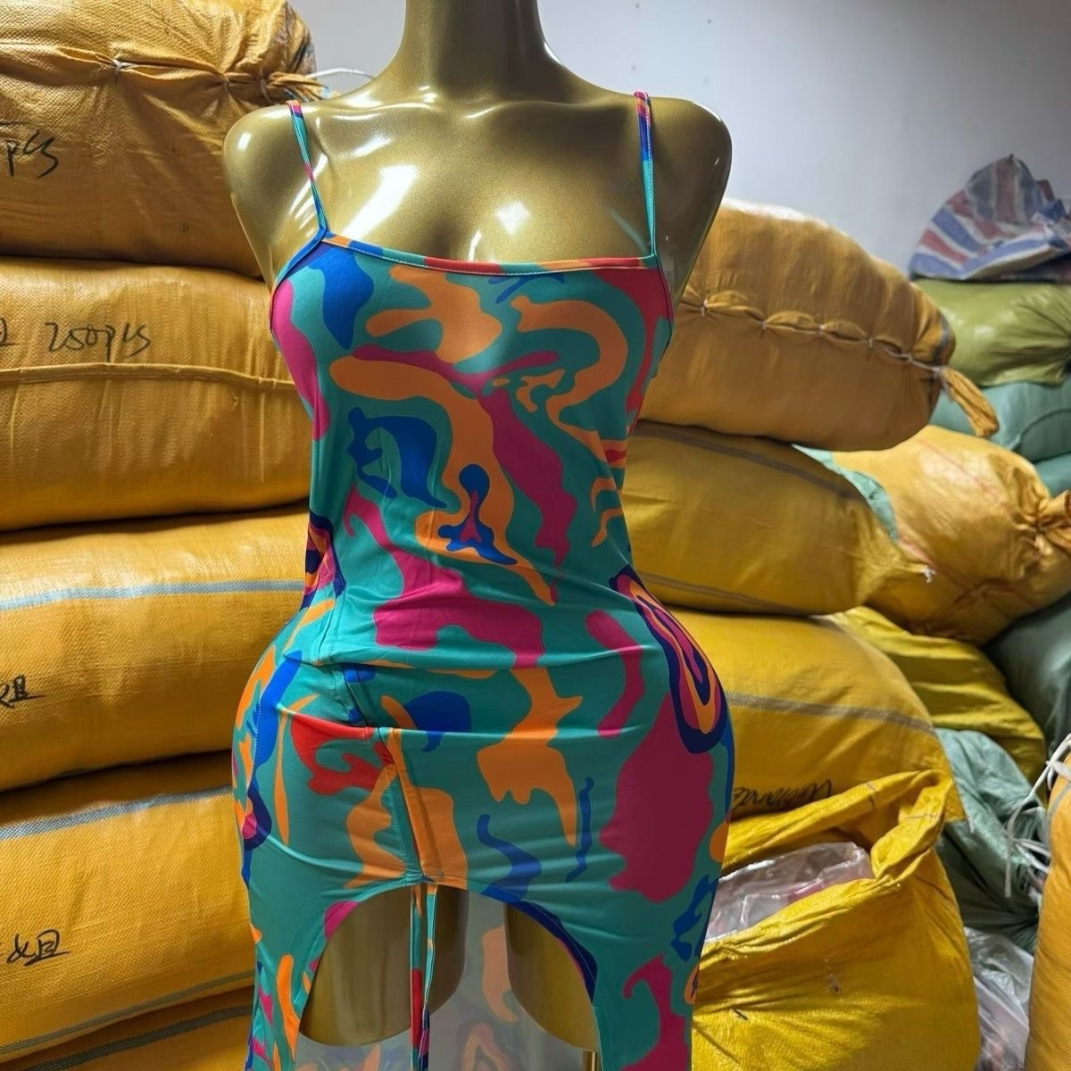 100 vêtements robes sexy femme Shein