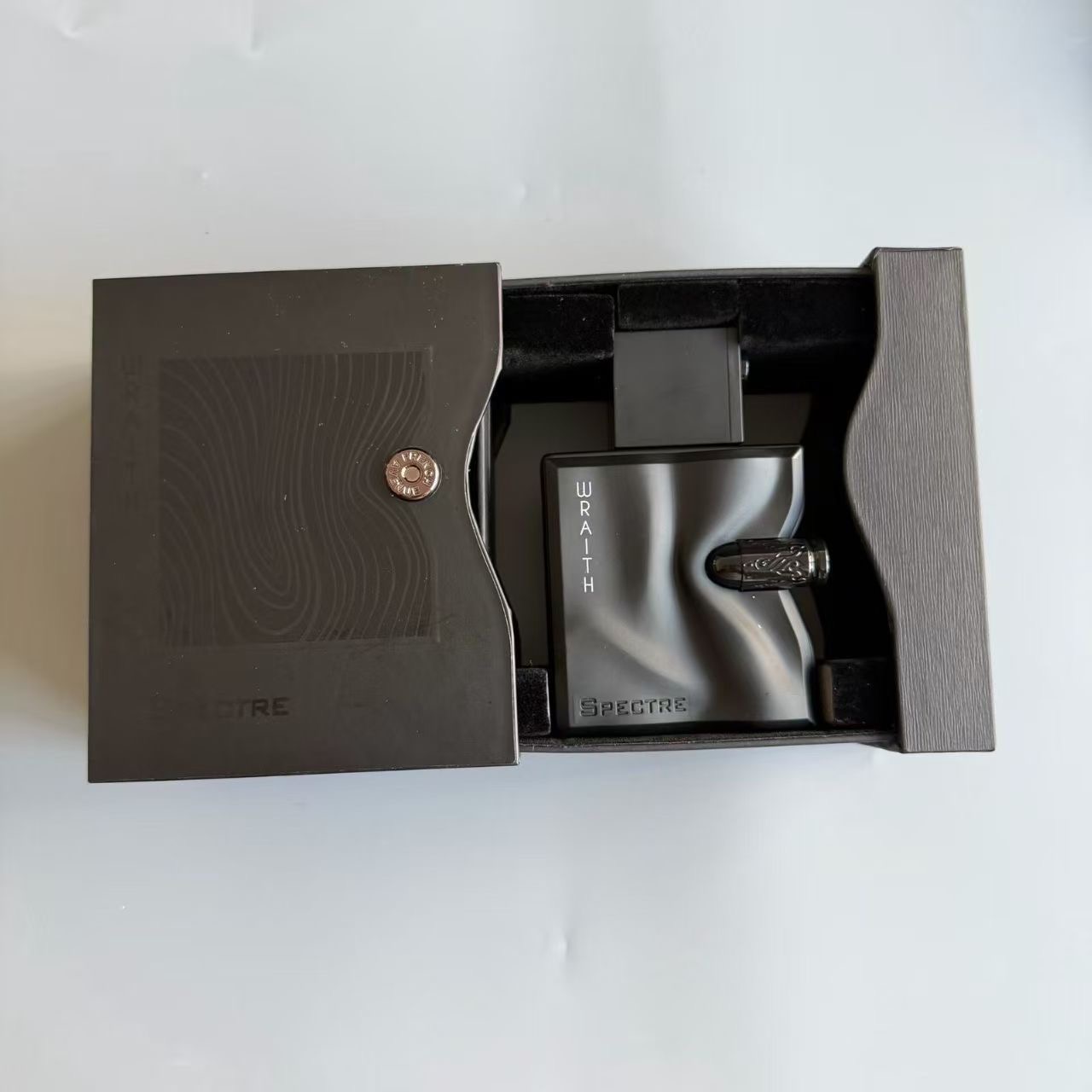 Lot de 10 – French Avenue Spectre Ghost EDP 80 ml – Parfum Arabe du Moyen-Orient – Coffret Cadeau