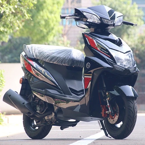 Seconde main Scooter 125 cc à Injection Électronique – Modèle Urbain pour Homme et Femme