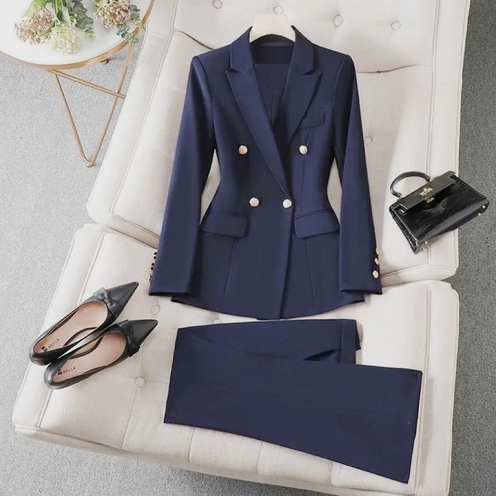 Ensemble tailleur femme noir 2026 – Veste de costume cintrée, tenue professionnelle et entretien