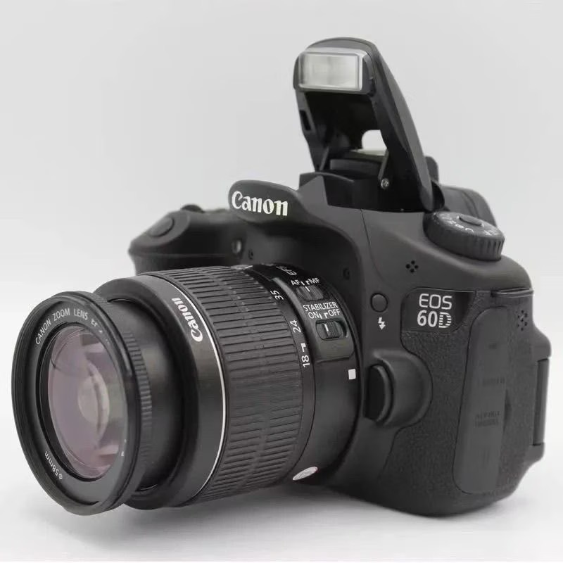 Appareil photo reflex Canon 60D à écran orientable