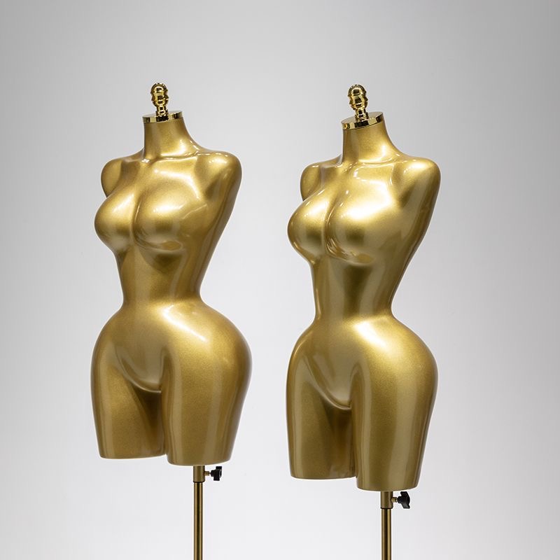Lot de 10 mannequins féminins grande taille BBL