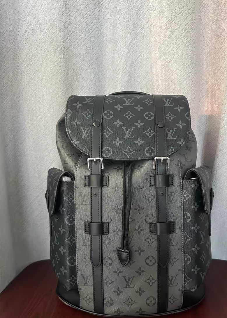 Sac à dos Louis Vuitton motif monogramme noir & gris – Grand format 38×44×12,5 cm